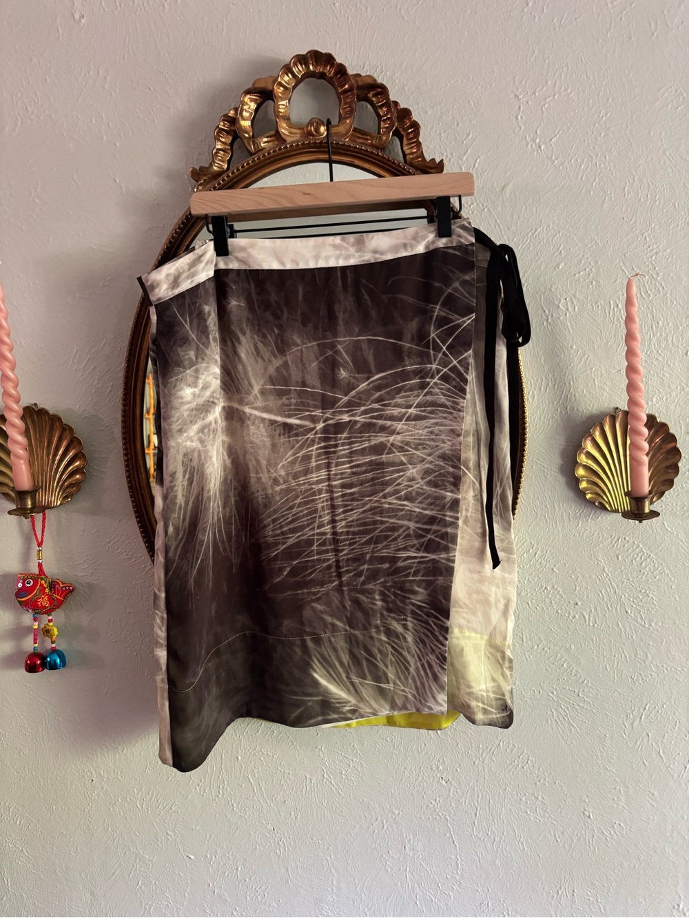 Abstract Print Wrap Skirt in Black and White